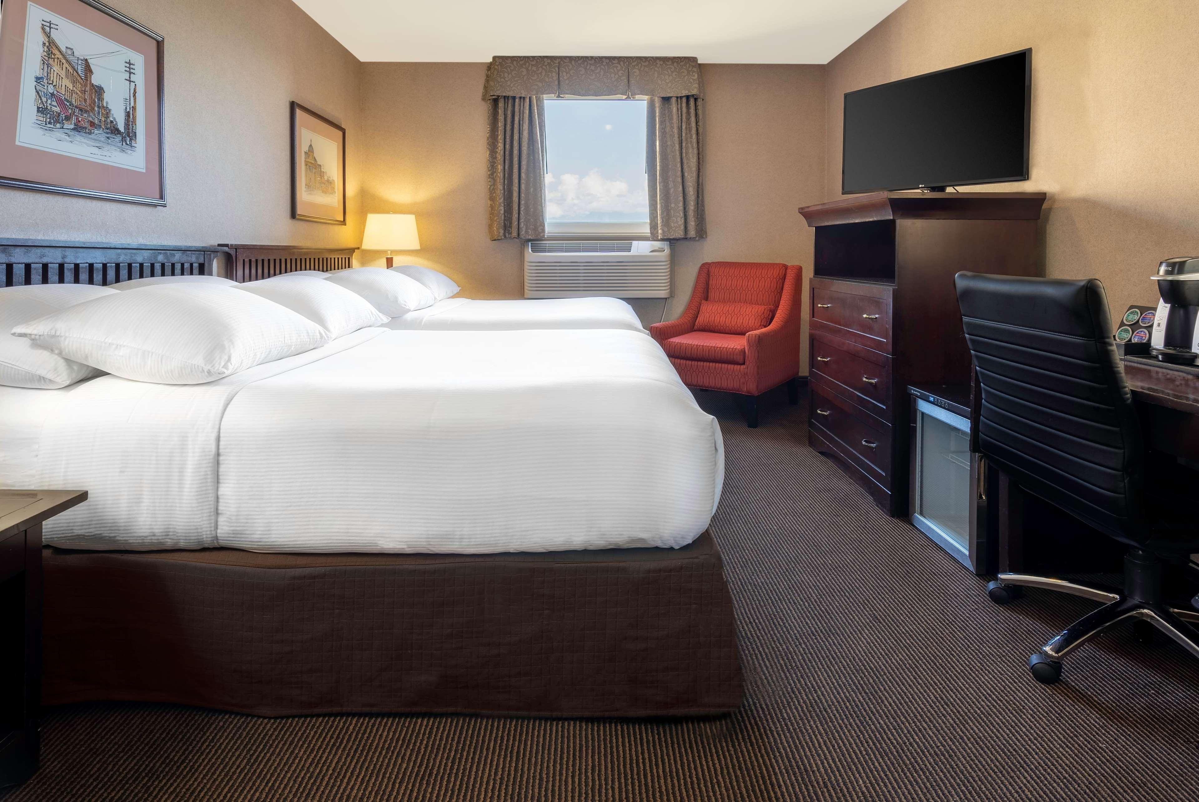 Ramada Limited Downtown Vancouver Extérieur photo