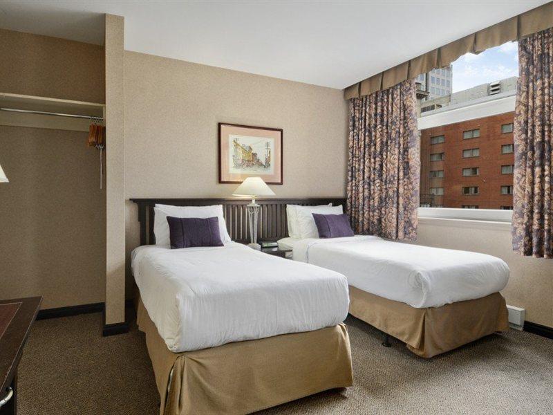 Ramada Limited Downtown Vancouver Extérieur photo
