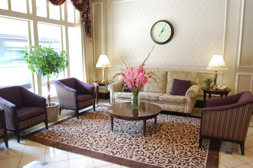 Ramada Limited Downtown Vancouver Extérieur photo